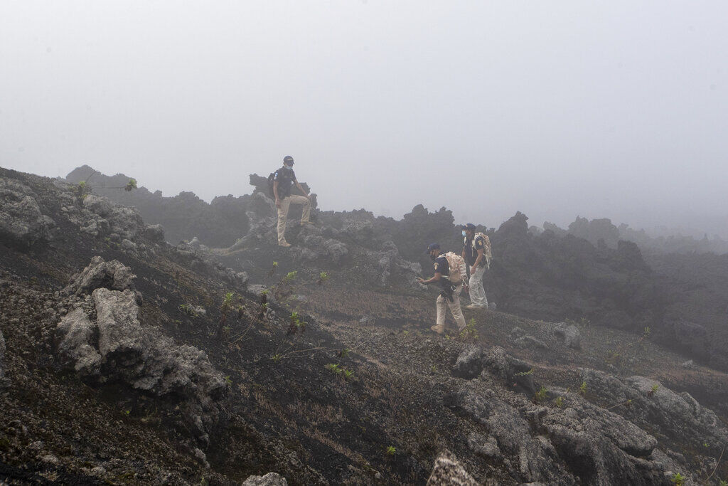 APTOPIX Virus Outbreak Guatemala Volcano